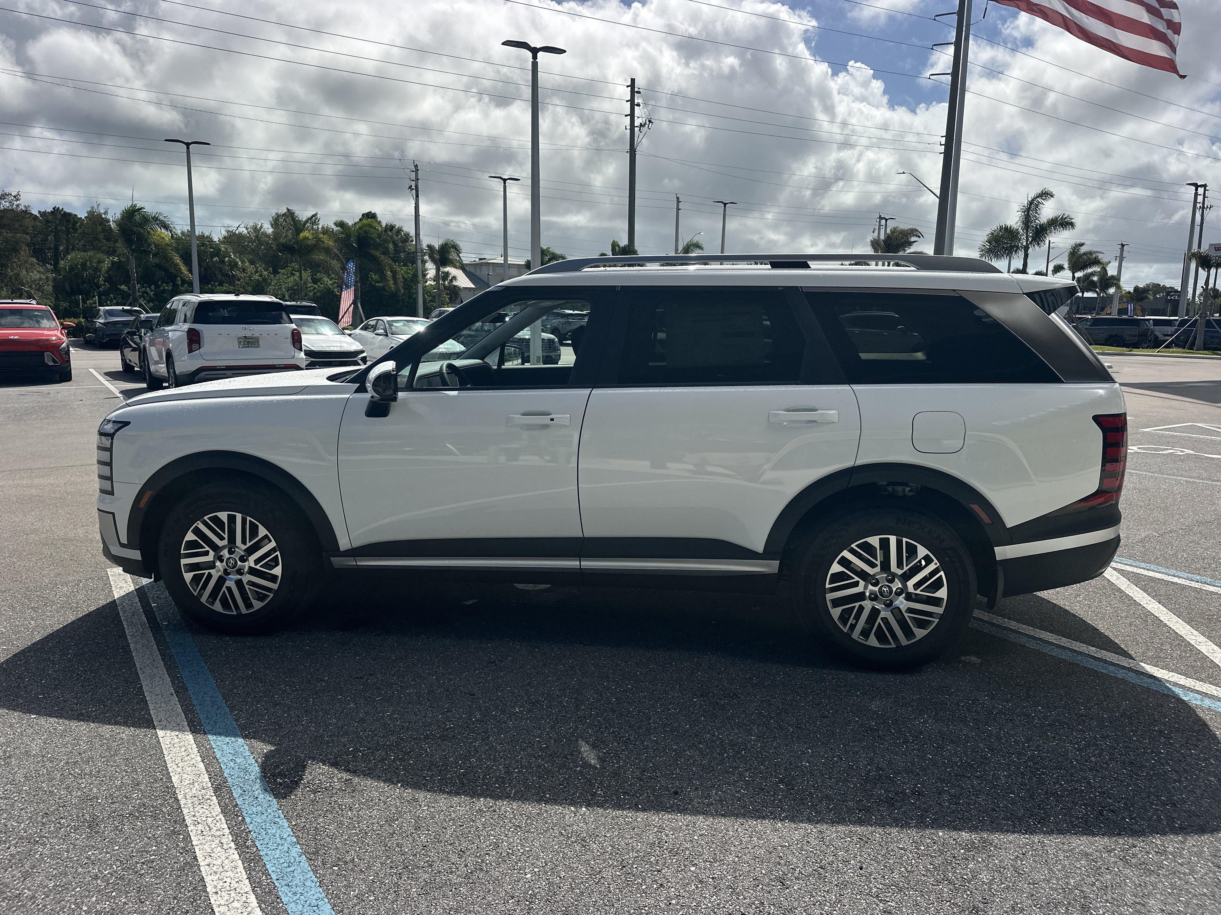 2027 Hyundai PALISADE SEL 7P