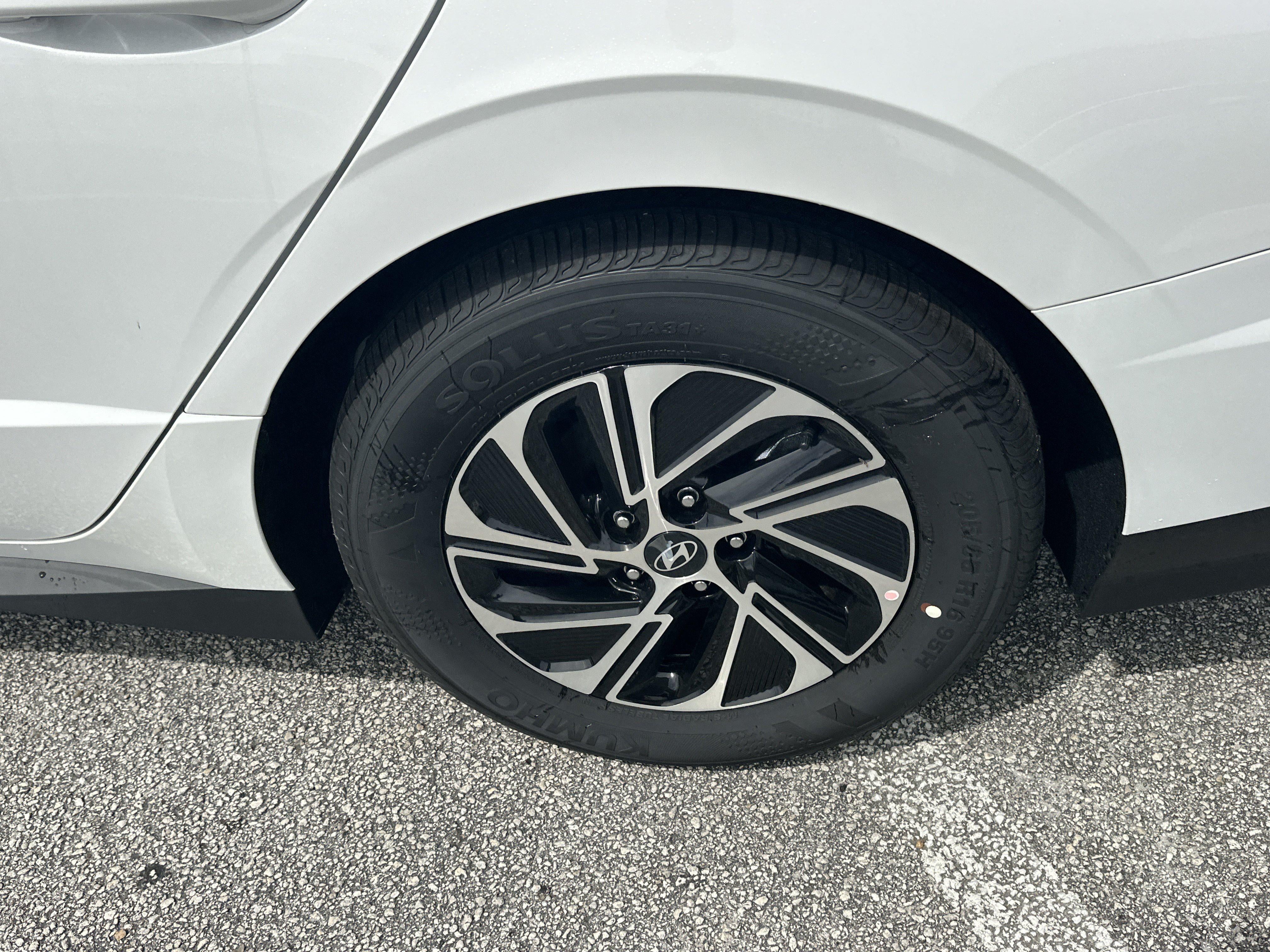 2026 Hyundai SONATA HYBRID Blue