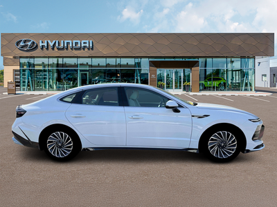 2026 Hyundai SONATA HYBRID SEL