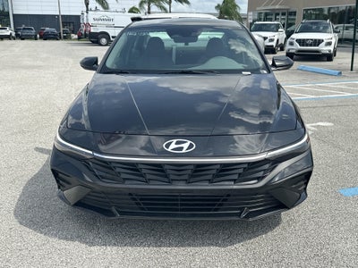 2026 Hyundai ELANTRA SE