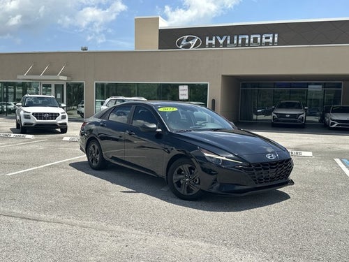 2022 Hyundai ELANTRA SEL