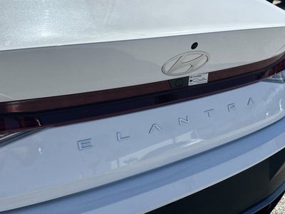 2024 Hyundai ELANTRA SEL