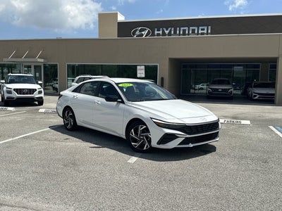 2025 Hyundai ELANTRA SEL Sport