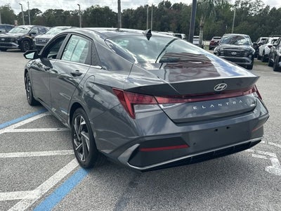 2024 Hyundai ELANTRA HYBRID Limited