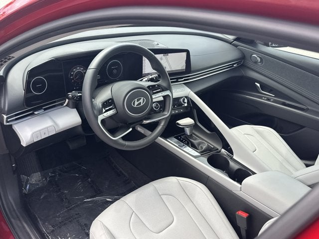 2024 Hyundai Elantra Limited - Photo 16