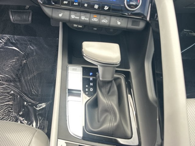 2024 Hyundai Elantra Limited - Photo 21