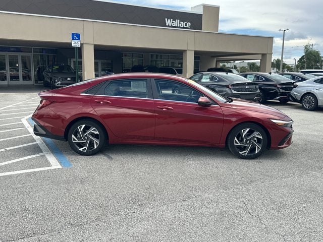 2024 Hyundai Elantra Limited - Photo 6