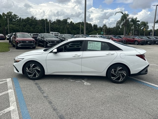 2024 Hyundai ELANTRA Limited