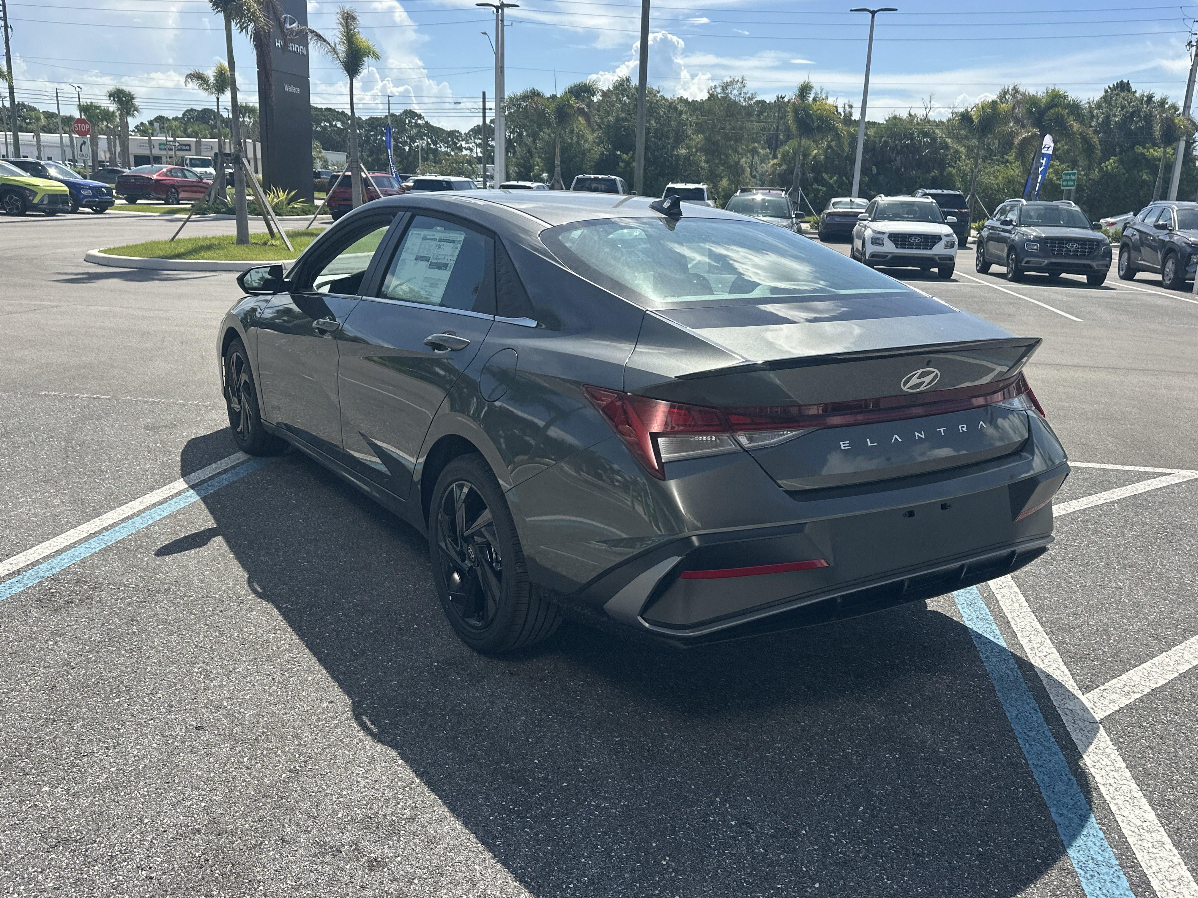 2026 Hyundai ELANTRA SEL Sport Premium