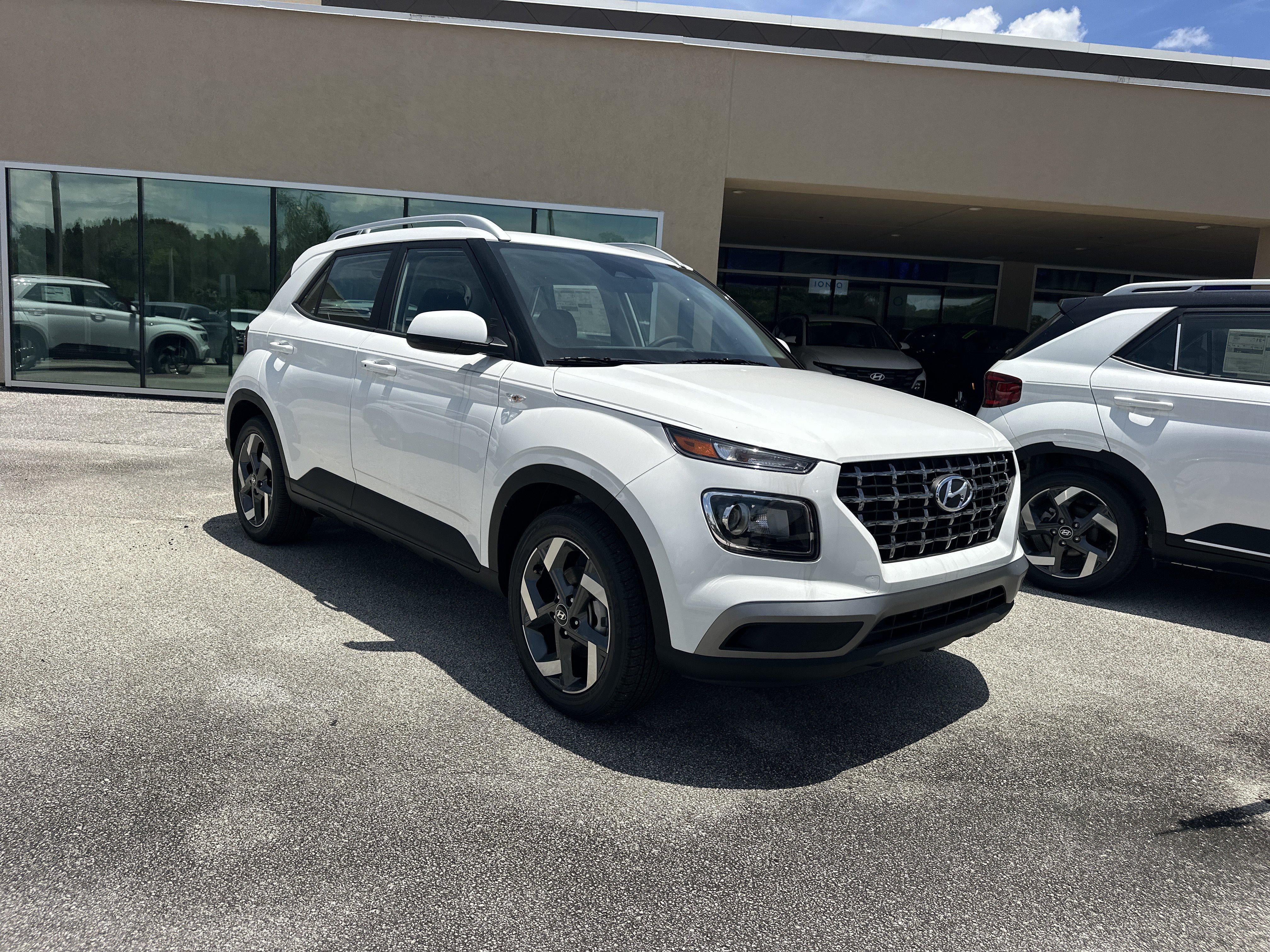 2026 Hyundai VENUE SEL