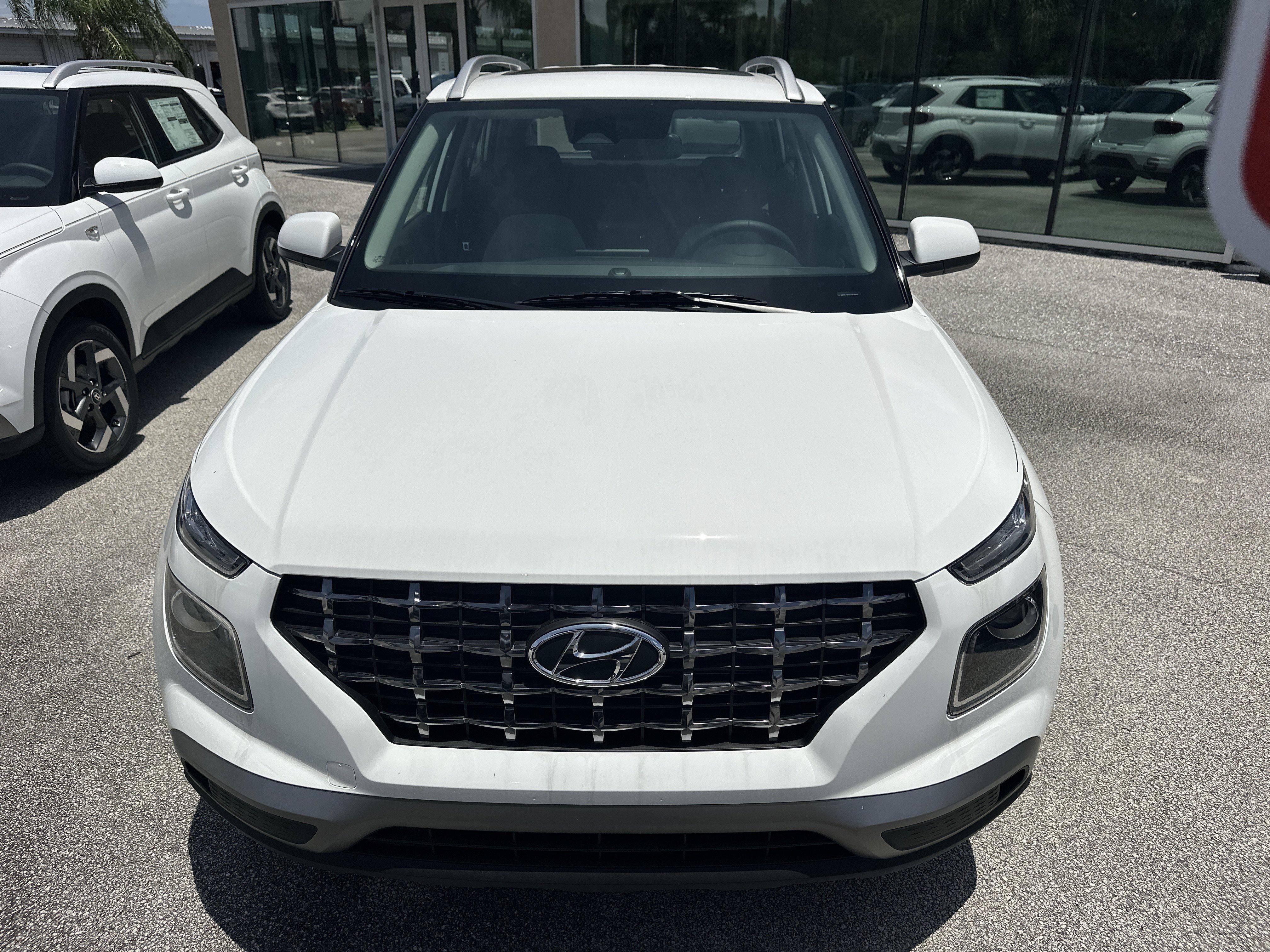 2026 Hyundai VENUE SEL