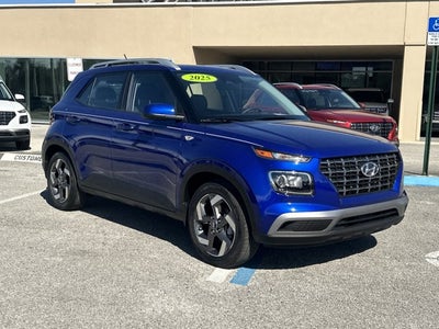 2025 Hyundai VENUE SEL