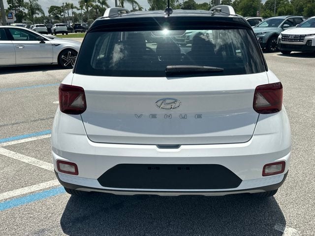 2024 Hyundai VENUE Limited