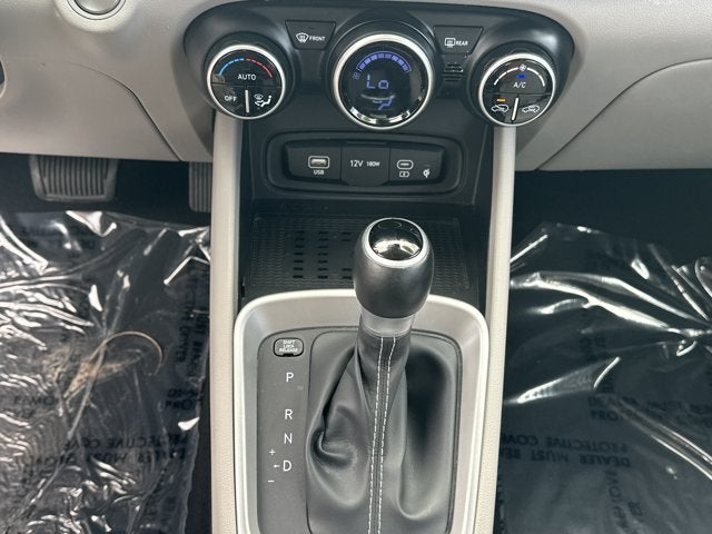 2026 Hyundai Venue SEL - Photo 18