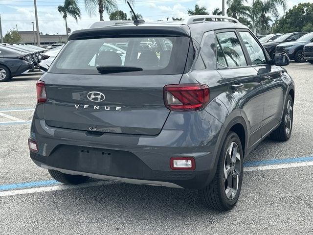 2026 Hyundai Venue SEL - Photo 6