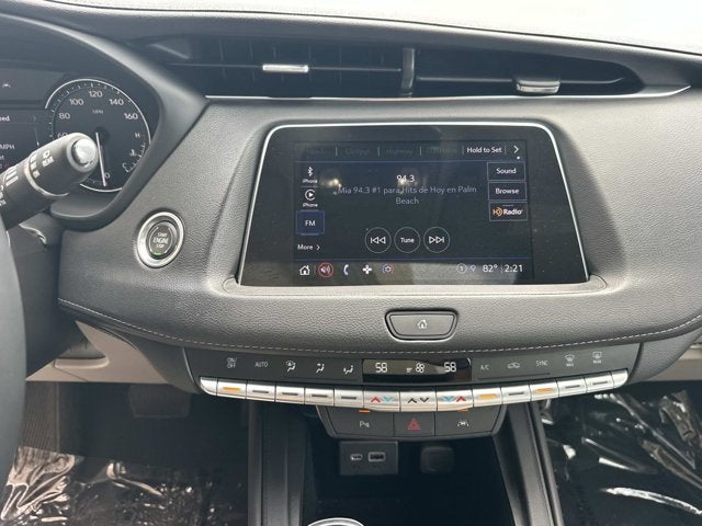 2022 Cadillac XT4 FWD Luxury