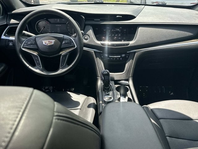 2021 Cadillac XT5 FWD Premium Luxury
