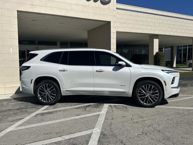 2025 Buick Enclave Avenir