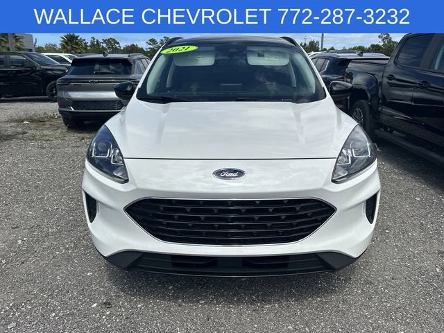 2021 Ford Escape SE Hybrid