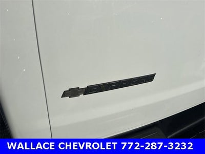 2022 Chevrolet Express Passenger 3500 1LS